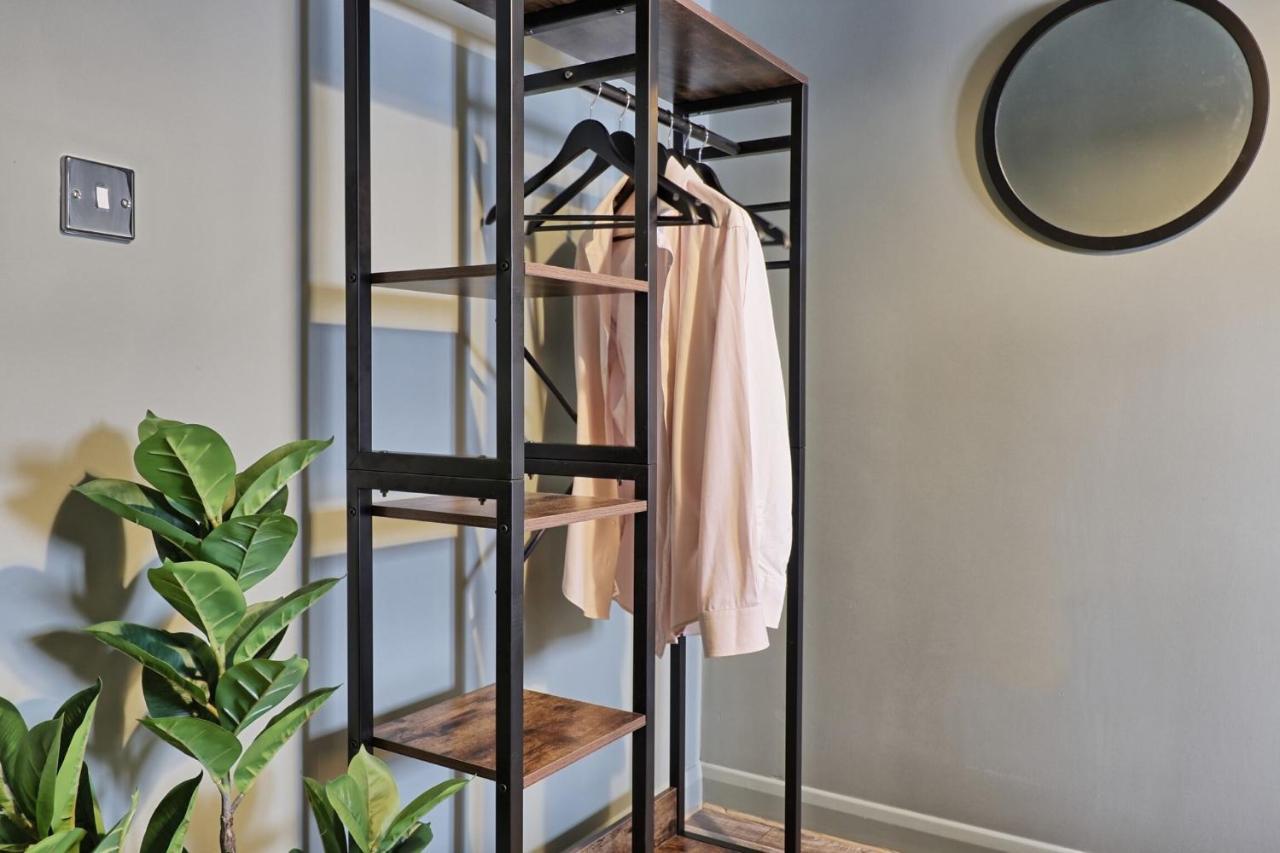 Urban Stylish Apartment - Southend Stays Экстерьер фото