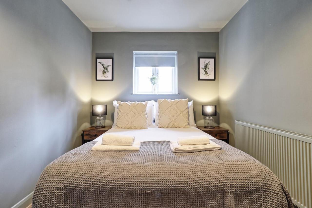 Urban Stylish Apartment - Southend Stays Экстерьер фото