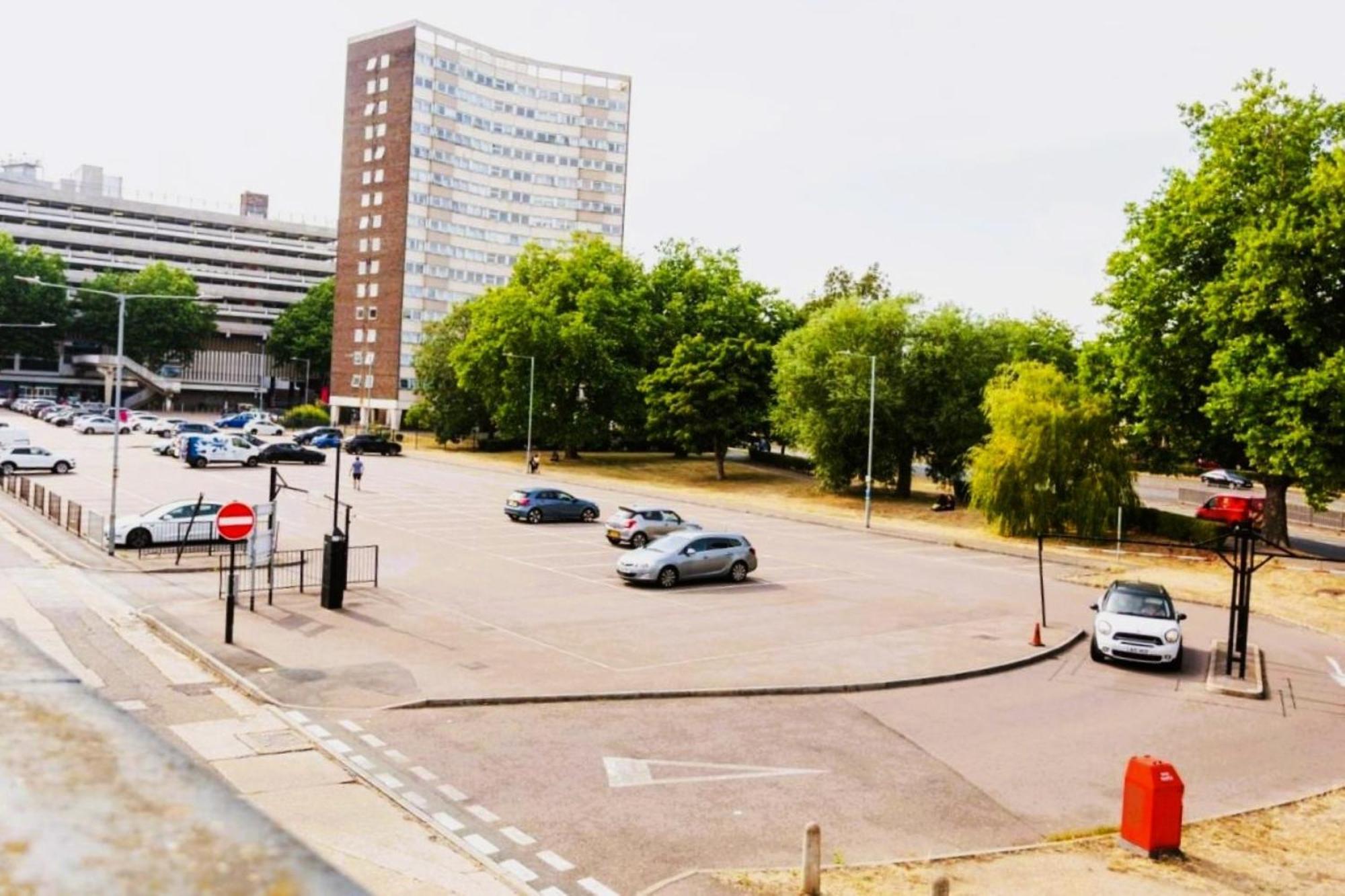 Urban Stylish Apartment - Southend Stays Экстерьер фото